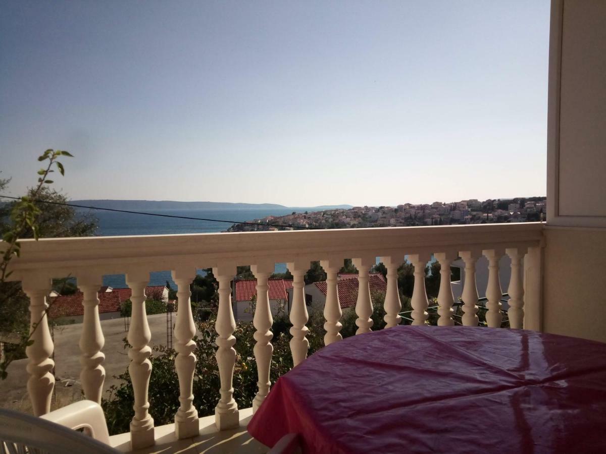 טרוגיר Apartmani Maris מראה חיצוני תמונה