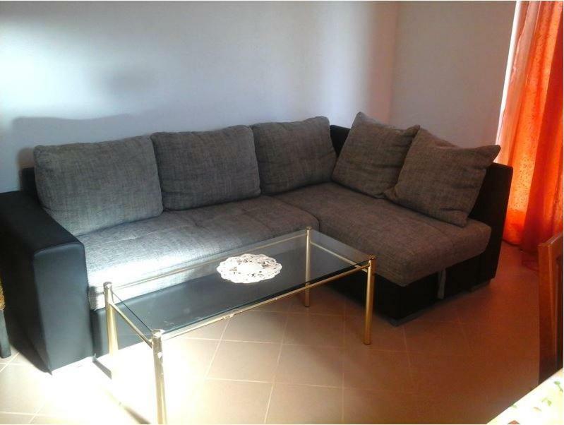טרוגיר Apartmani Maris מראה חיצוני תמונה