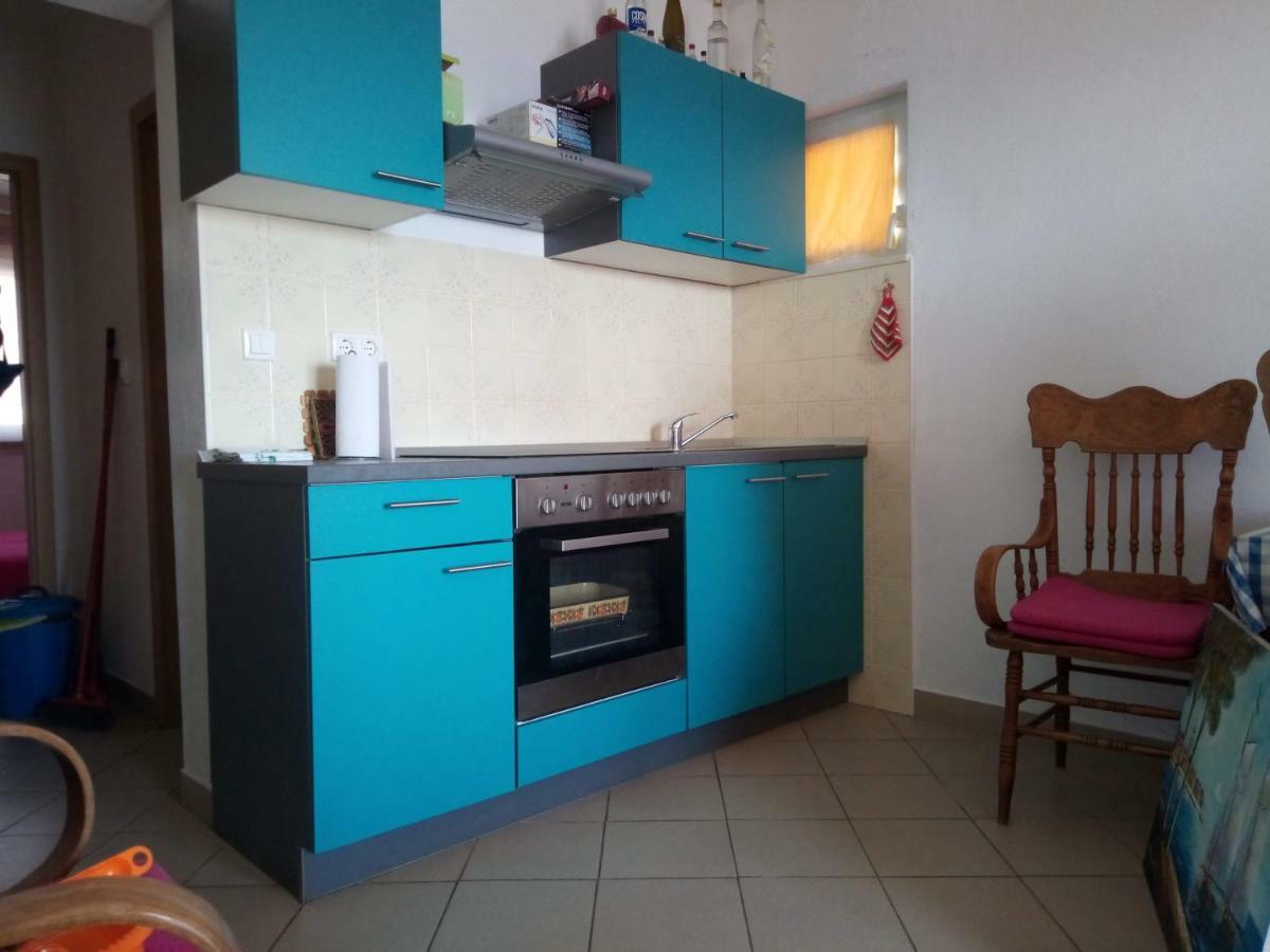 טרוגיר Apartmani Maris מראה חיצוני תמונה