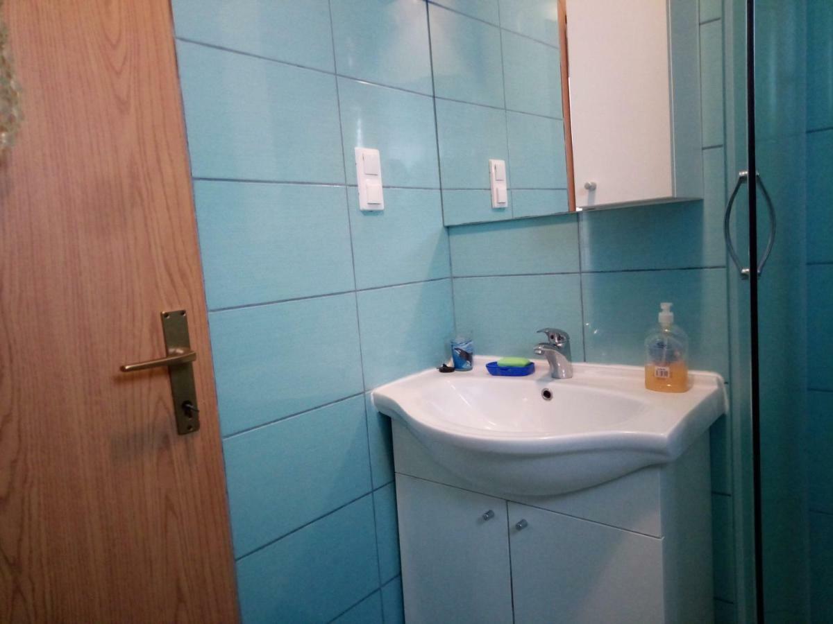 טרוגיר Apartmani Maris מראה חיצוני תמונה