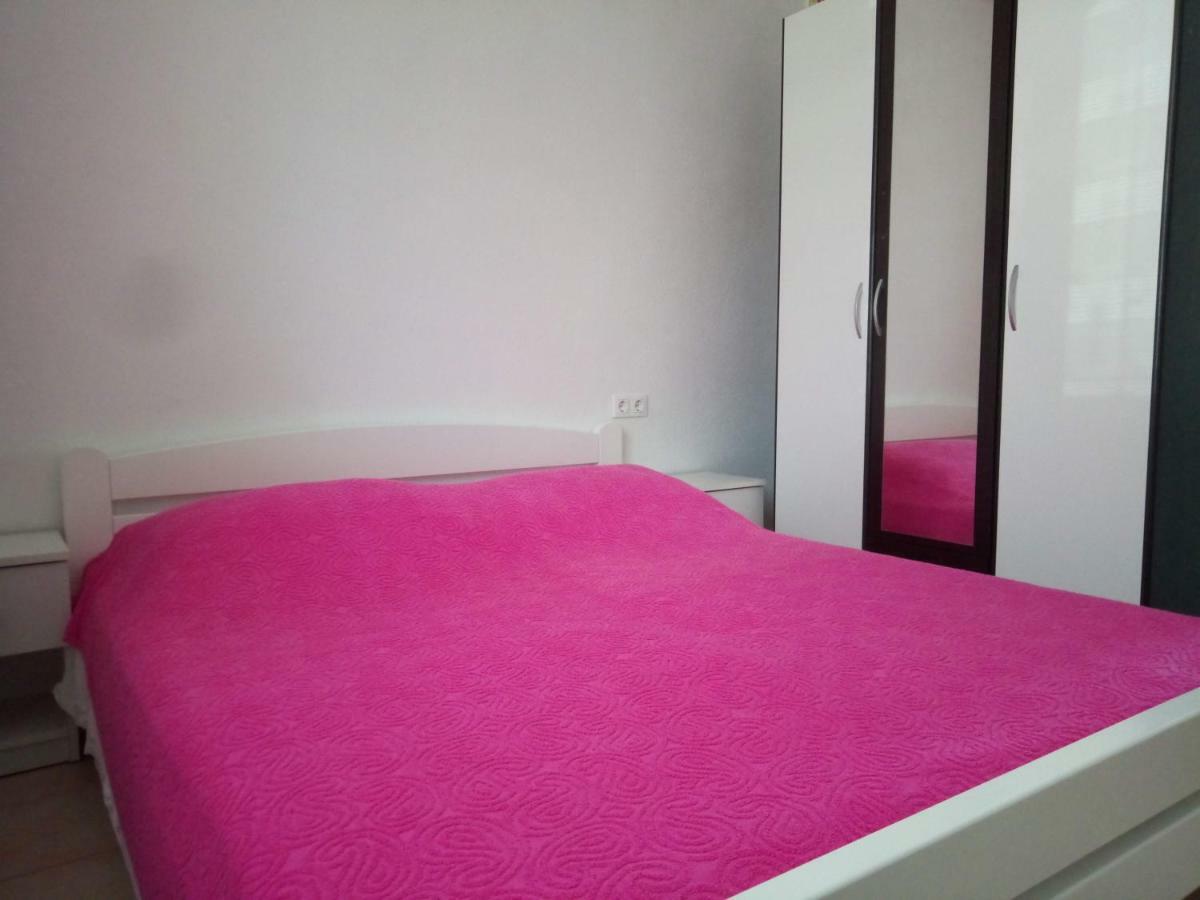 טרוגיר Apartmani Maris מראה חיצוני תמונה